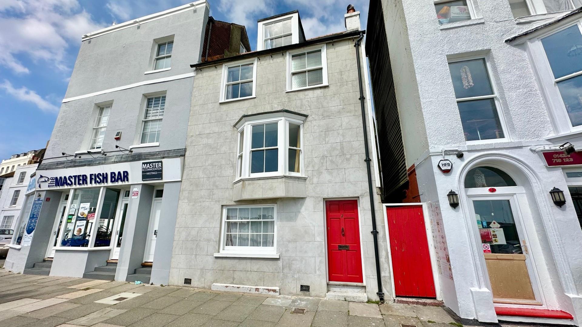 3 bed property in East Parade, Old Town, Hastings